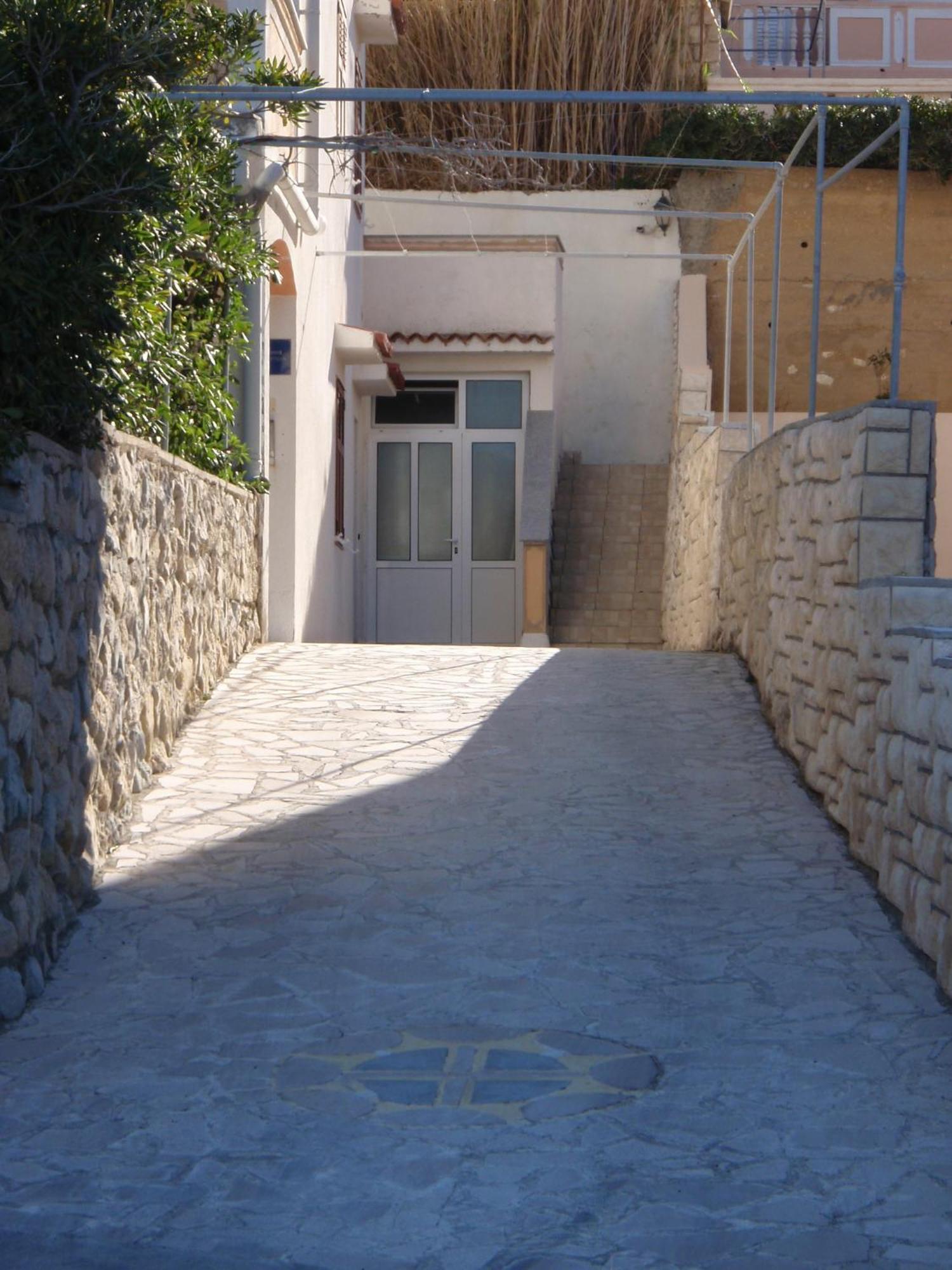 Apartments Ariana Pag Town Oda fotoğraf